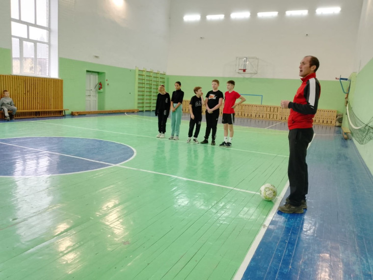 Футбольное двоеборье.